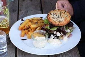 Ny burgerbar åbner i Odense